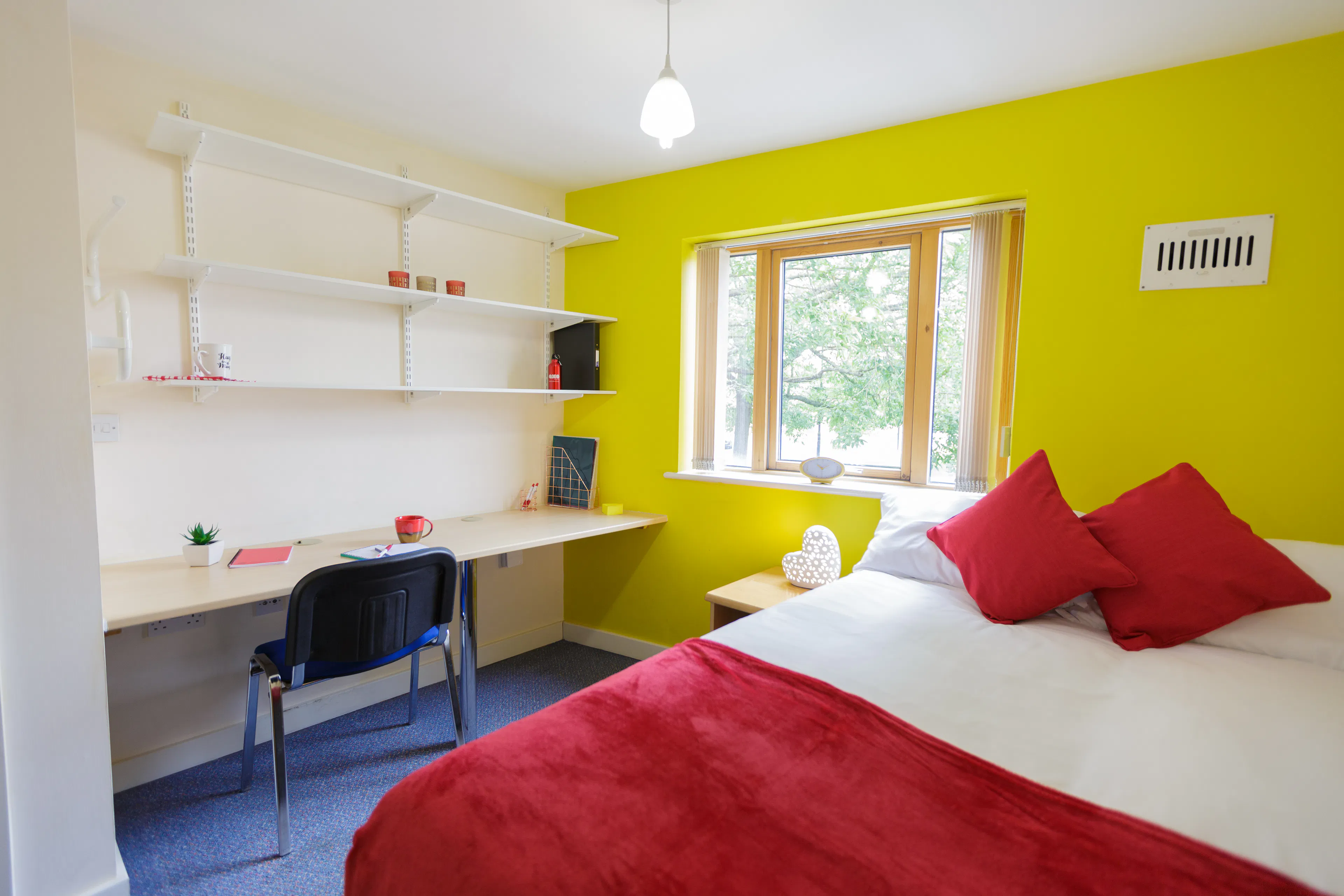 Bronze En-Suite ROOM 1