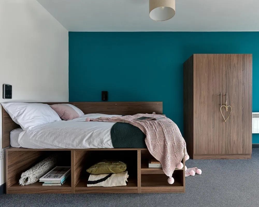 Gold Studio Accessible