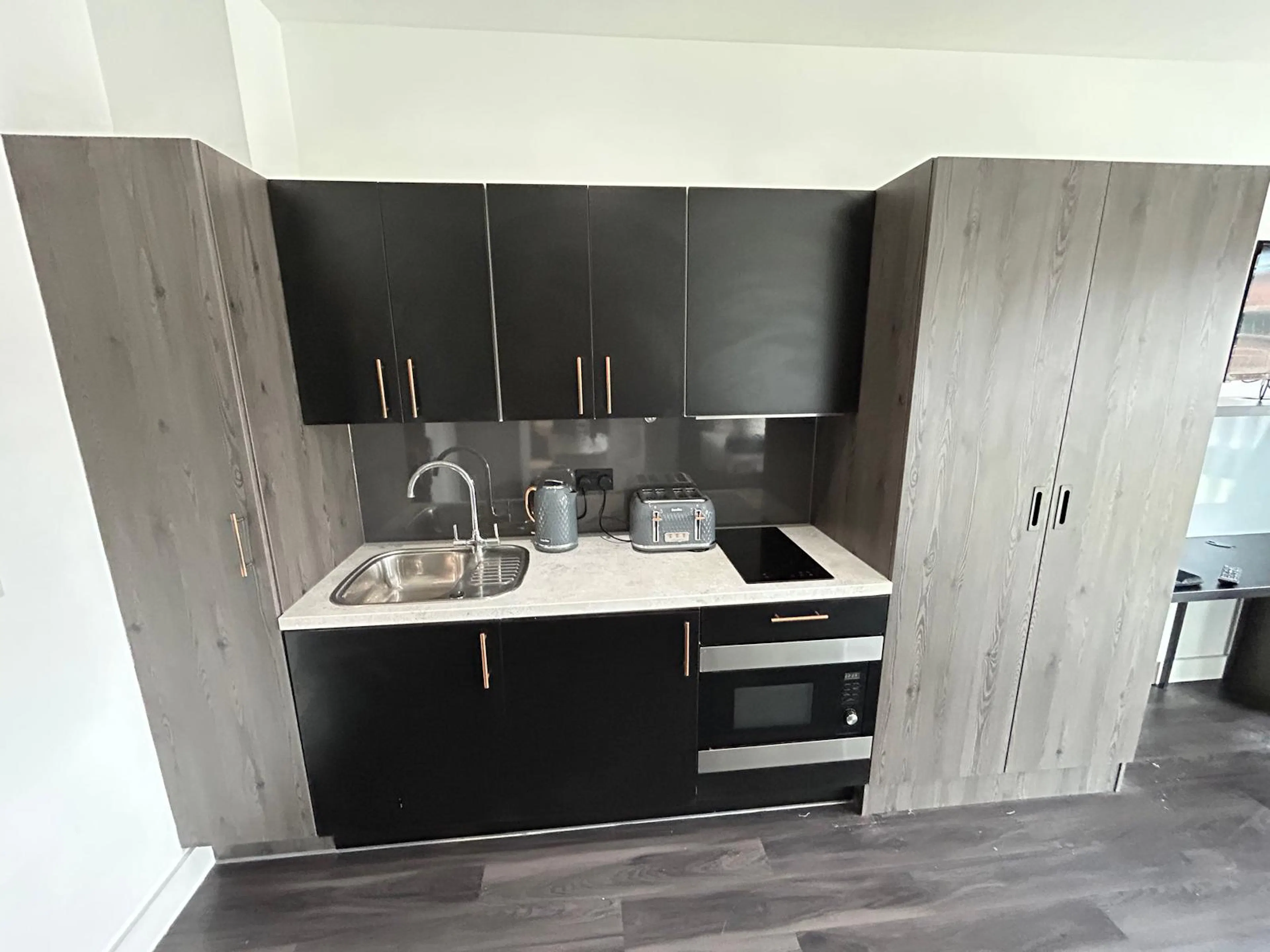 Accessible Studio KITCHEN 1