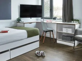 Accessible Studio ROOM 4