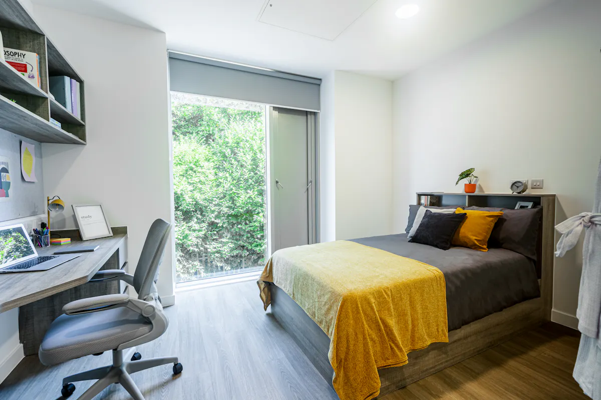 Studio ROOM