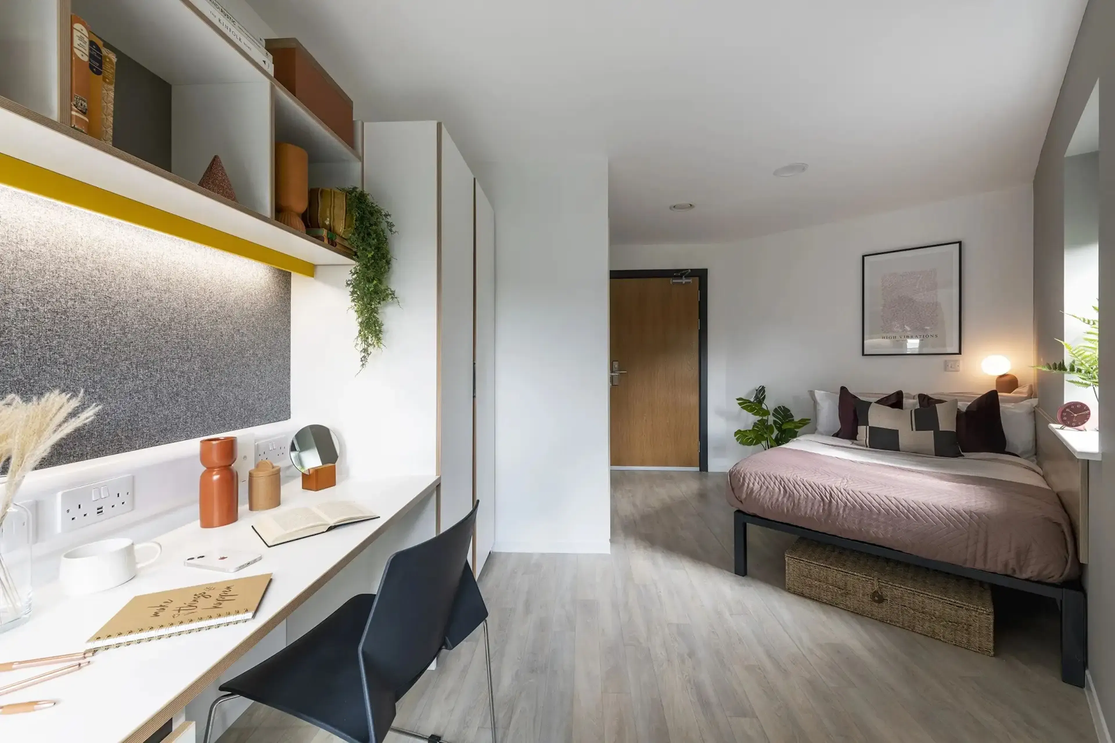 ROOM ROOM 3