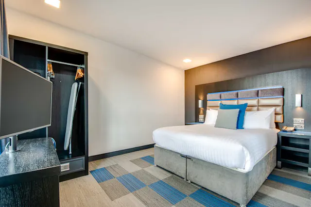The Ascot Suite room image 1