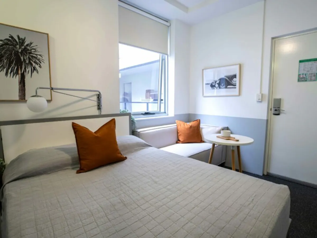 Atrium ROOM