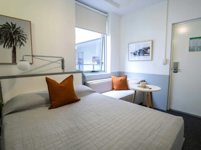 Atrium room image 1