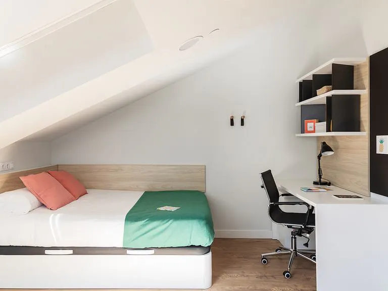 Attic XL ROOM 3