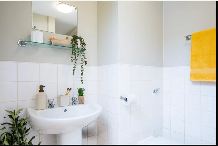 En-Suite, Premium Range 1