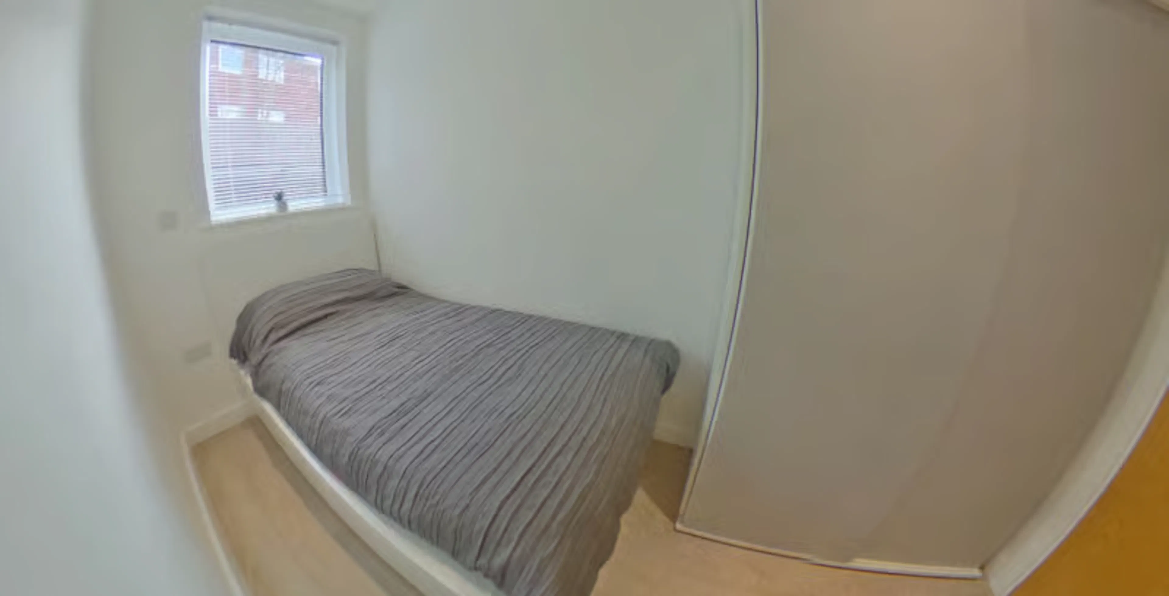 2 Bed Apartment Double Room ROOM 3