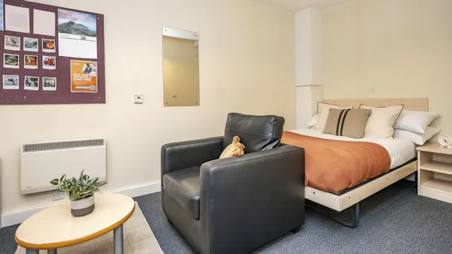 Classic Ensuite room image 1
