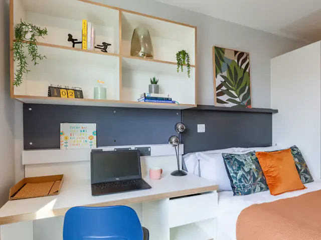 Superior Studio room image 3