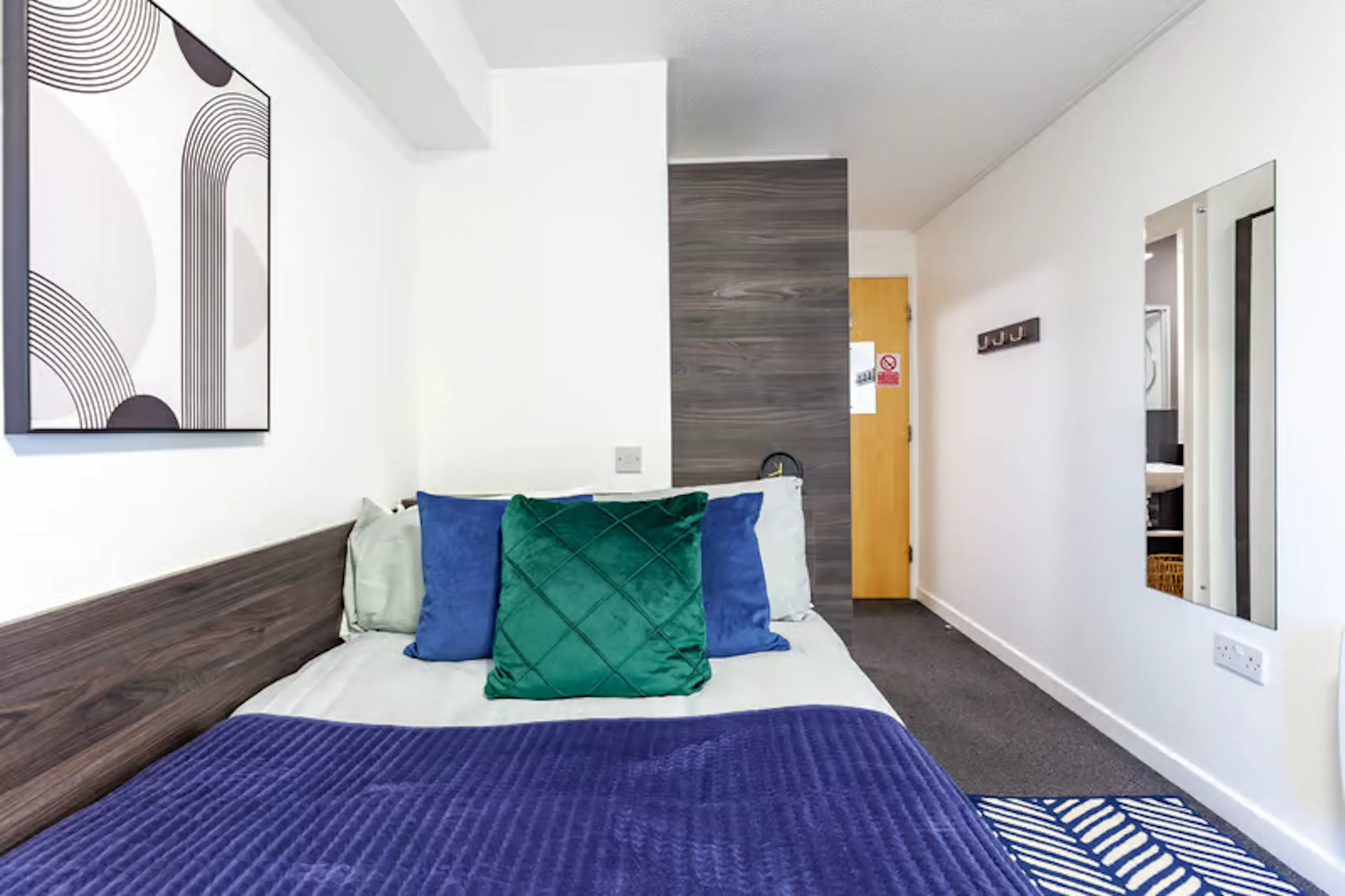 Classic Ensuite ROOM 2
