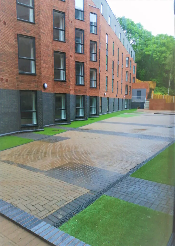 Community BUILDING 1