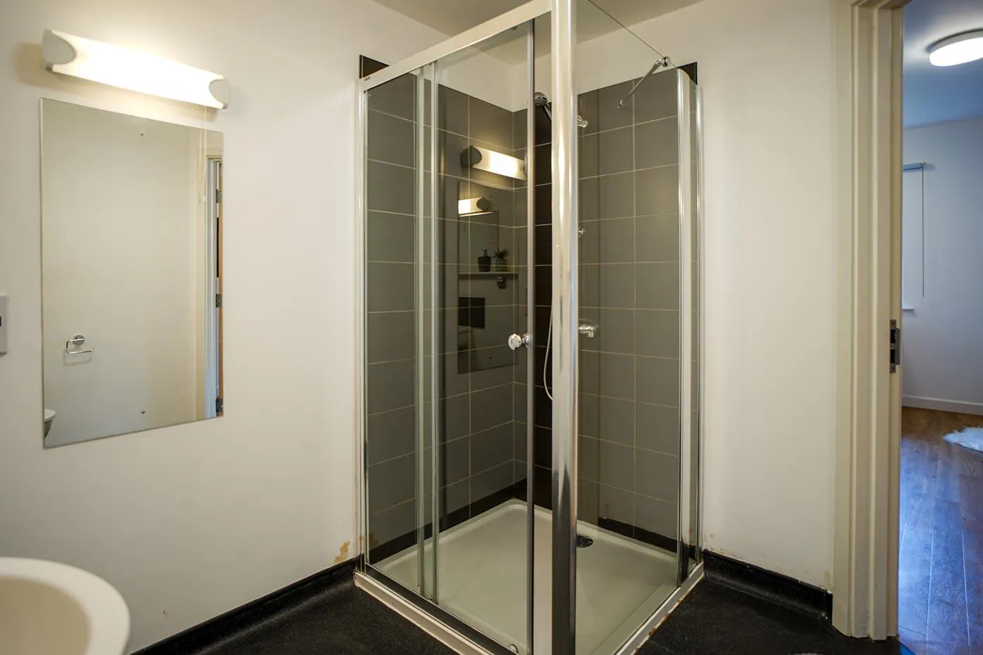 Platinum Ensuite