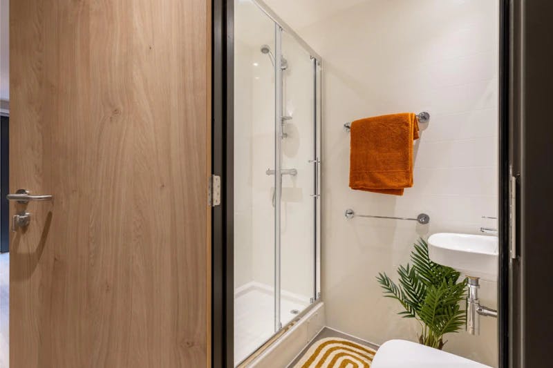 Standard Ensuite 