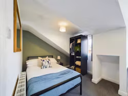 73-west-parade-ln1-1ql-lincoln-6 Bed Apartment