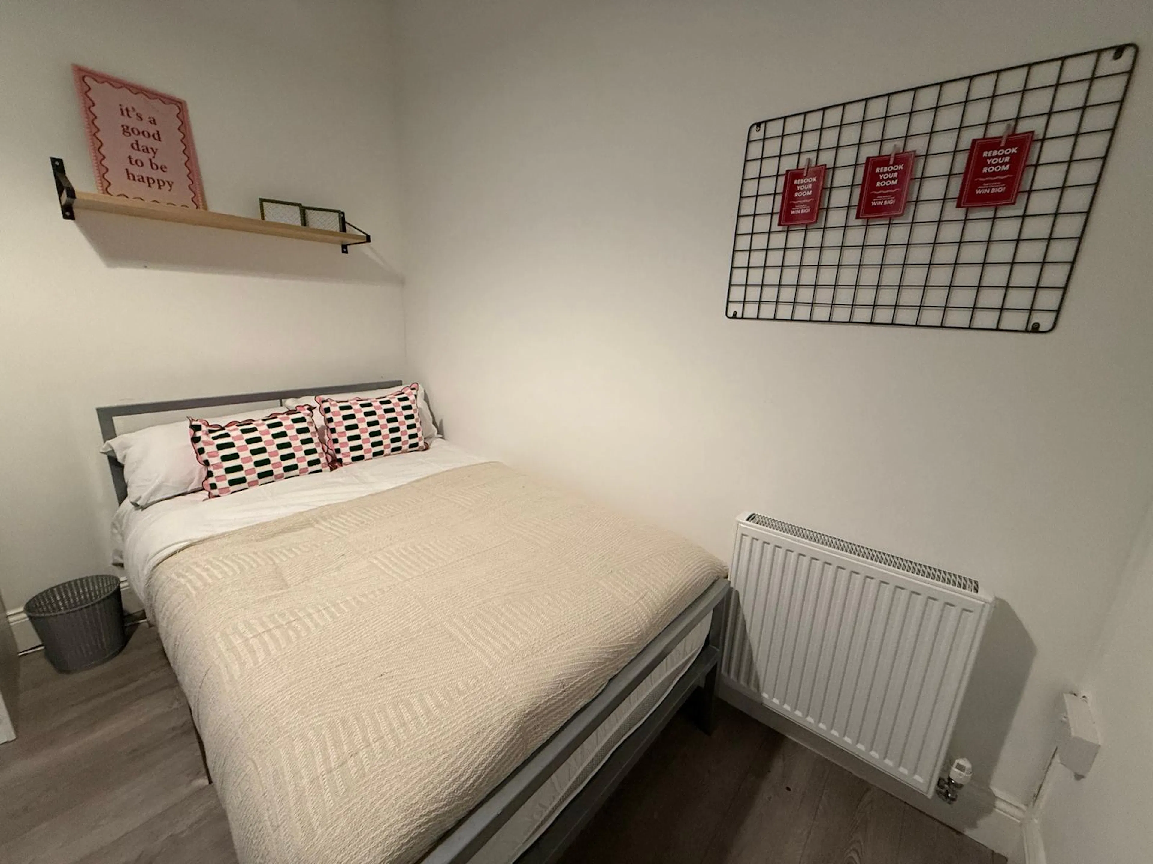 8 Bedroom House ROOM 3