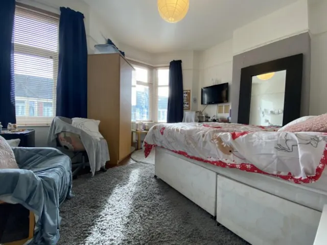 5 Bedroom Apartment room image 2