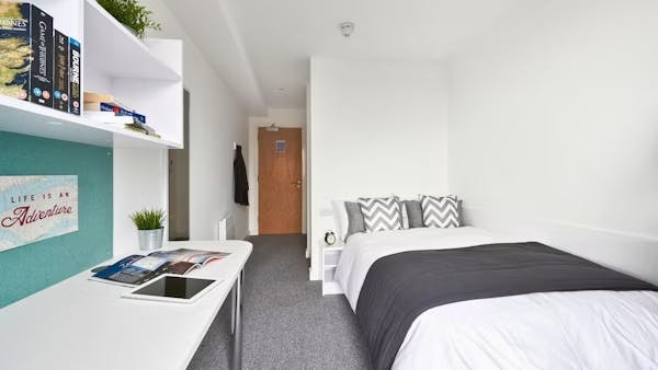 glassworks-leicester-Standard Ensuite 