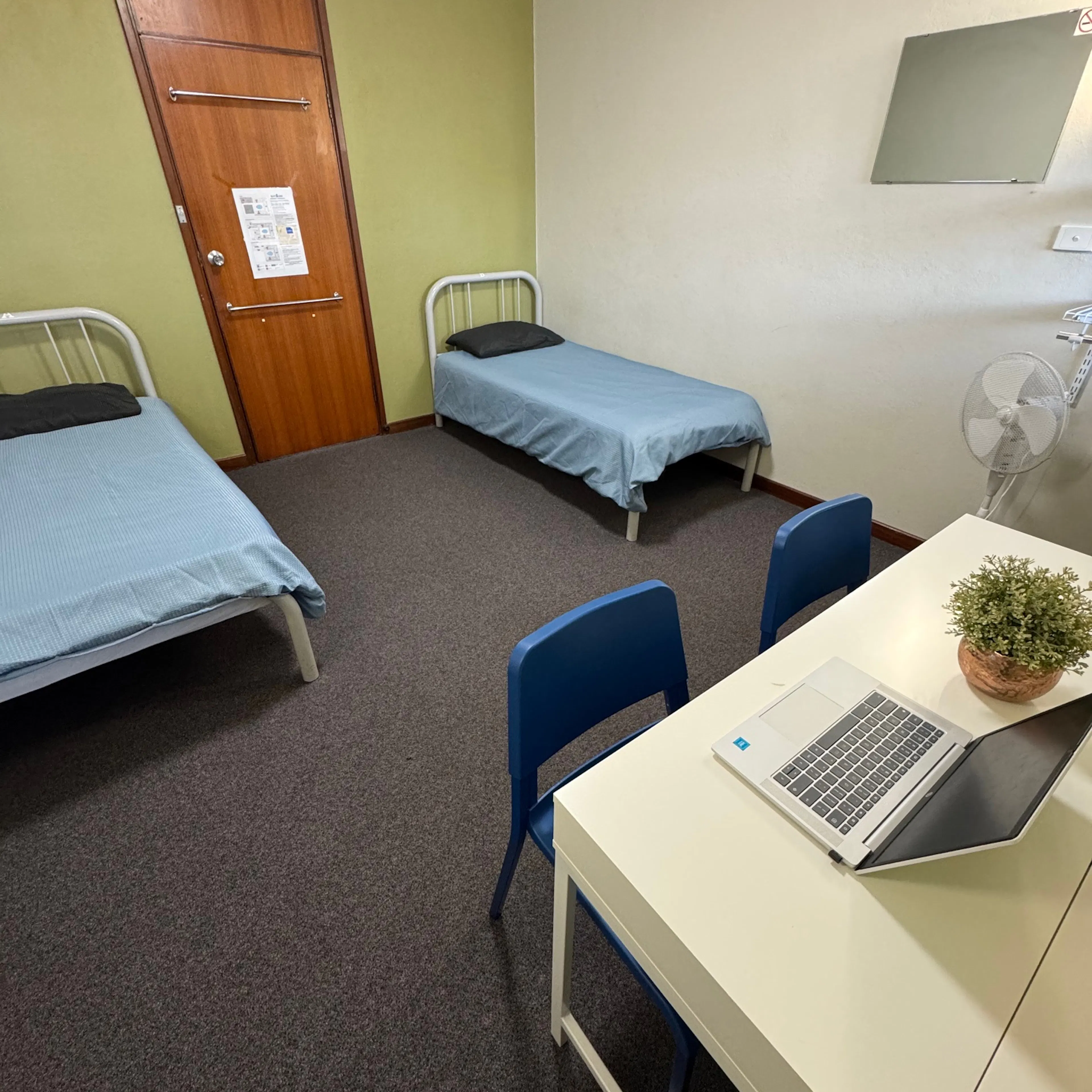 Twin Standard ROOM 2
