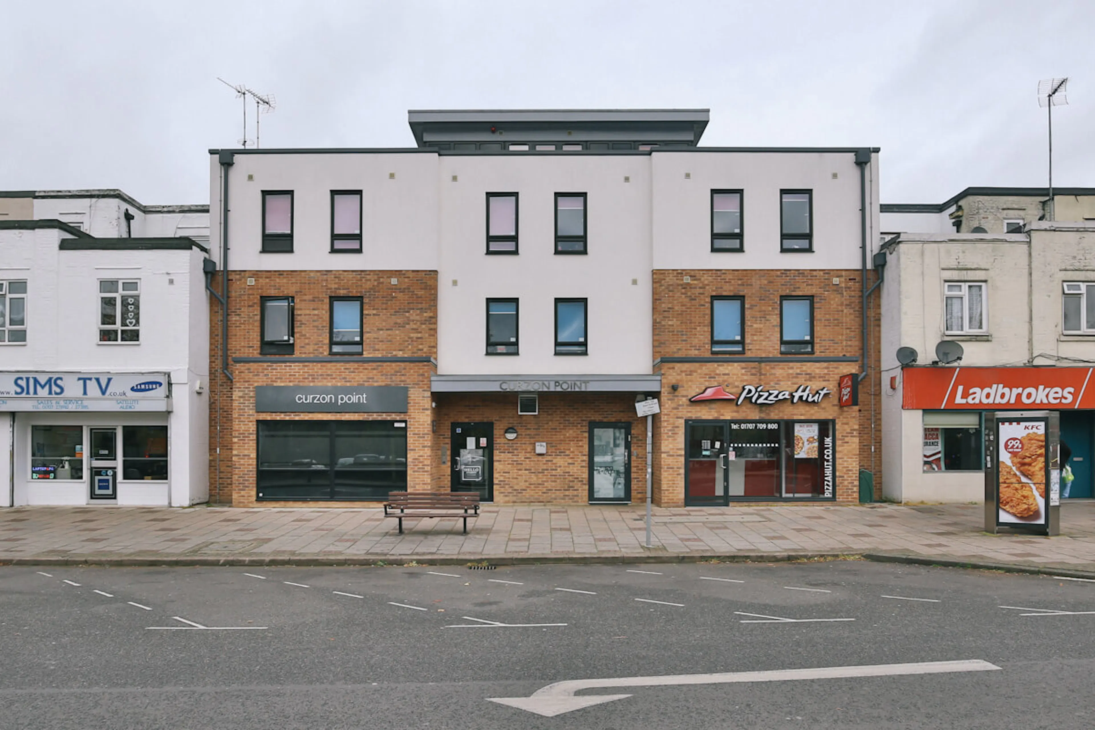 Curzon Point, Hatfield