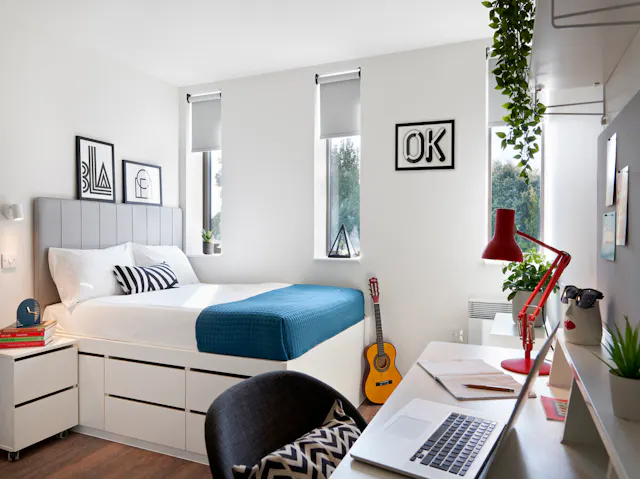 Bannister Studio room image 1