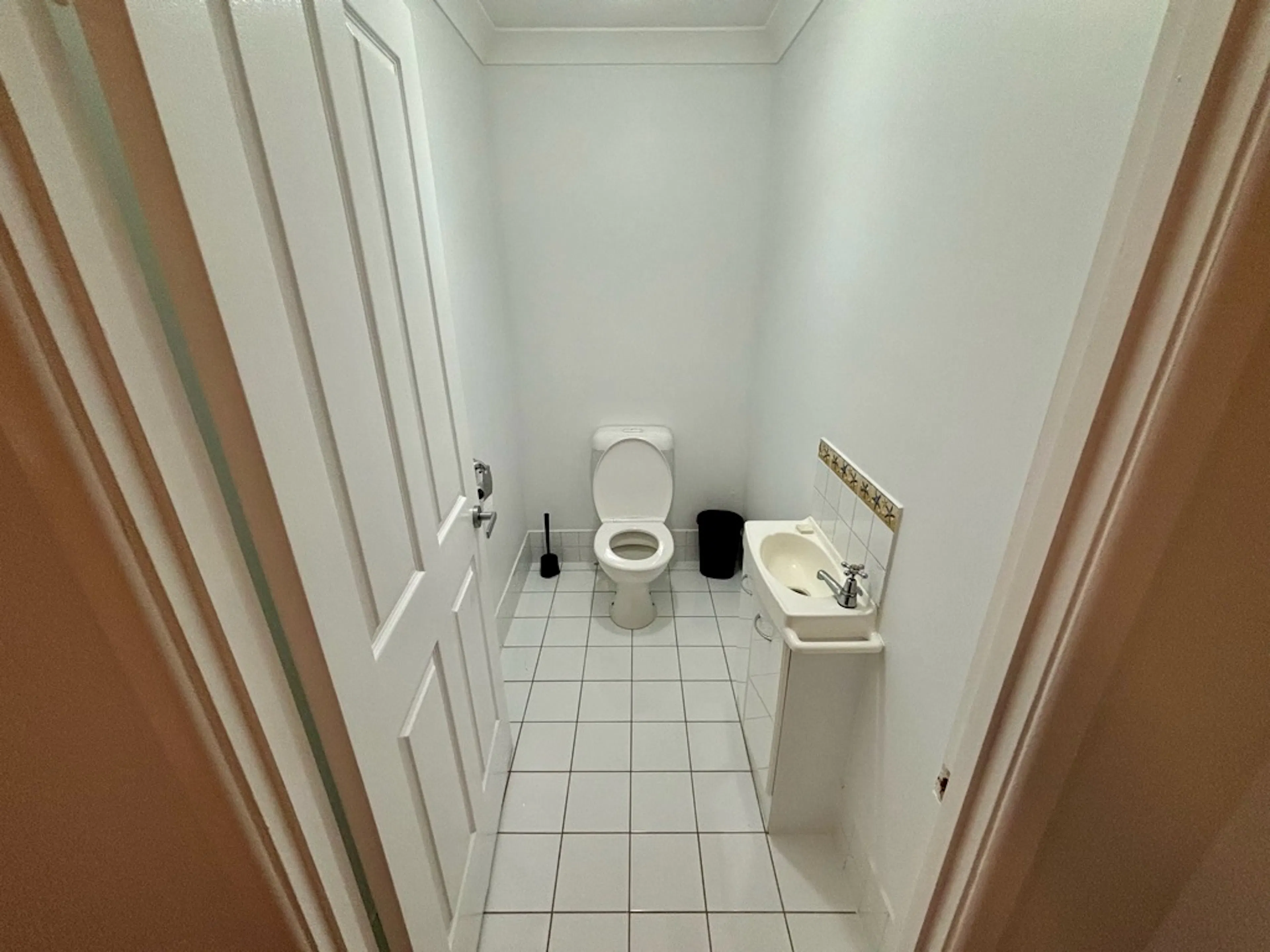 Room 2 BATHROOM 4