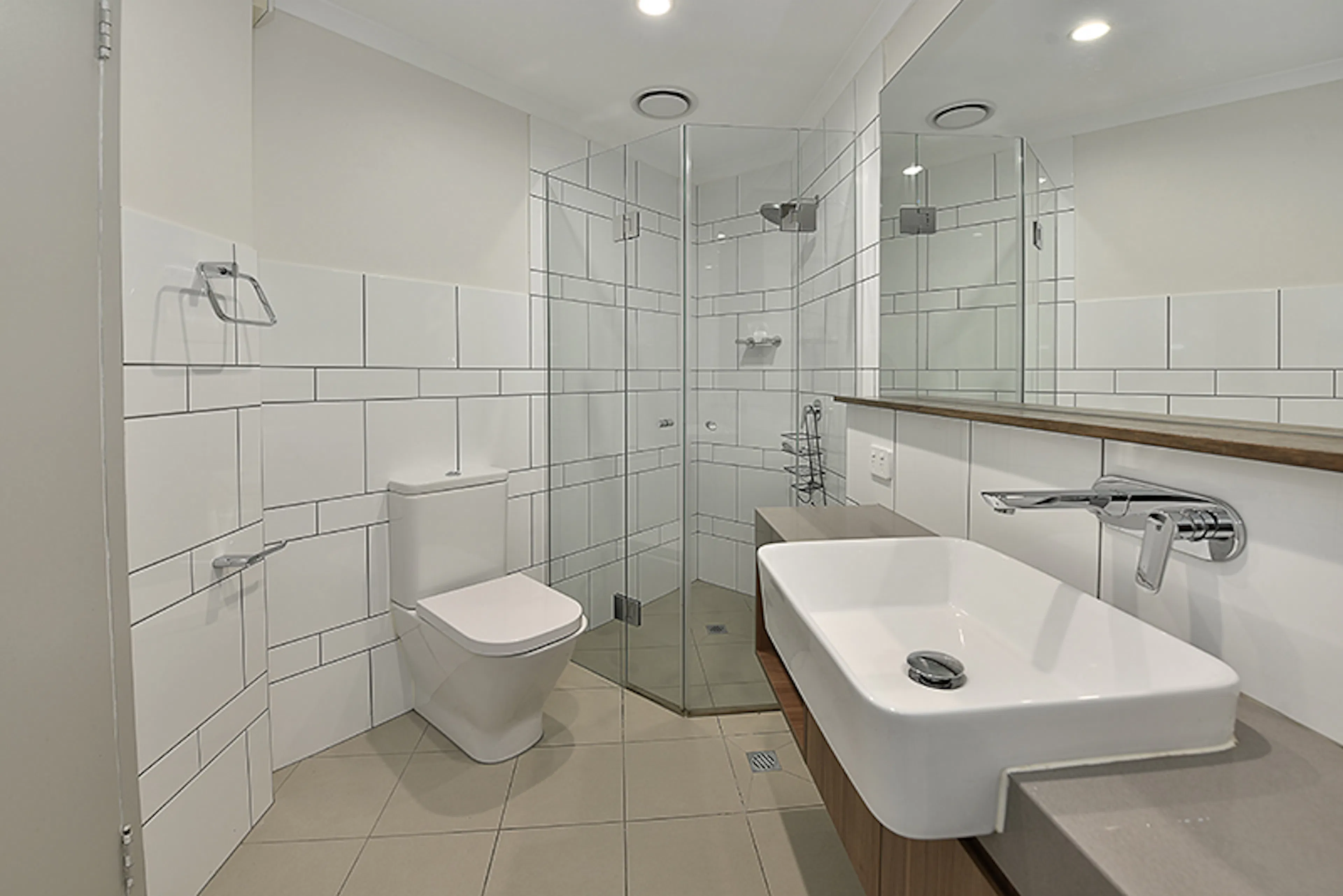𝟐 𝐁𝐞𝐝𝐫𝐨𝐨𝐦 Apartment (809) BATHROOM 3