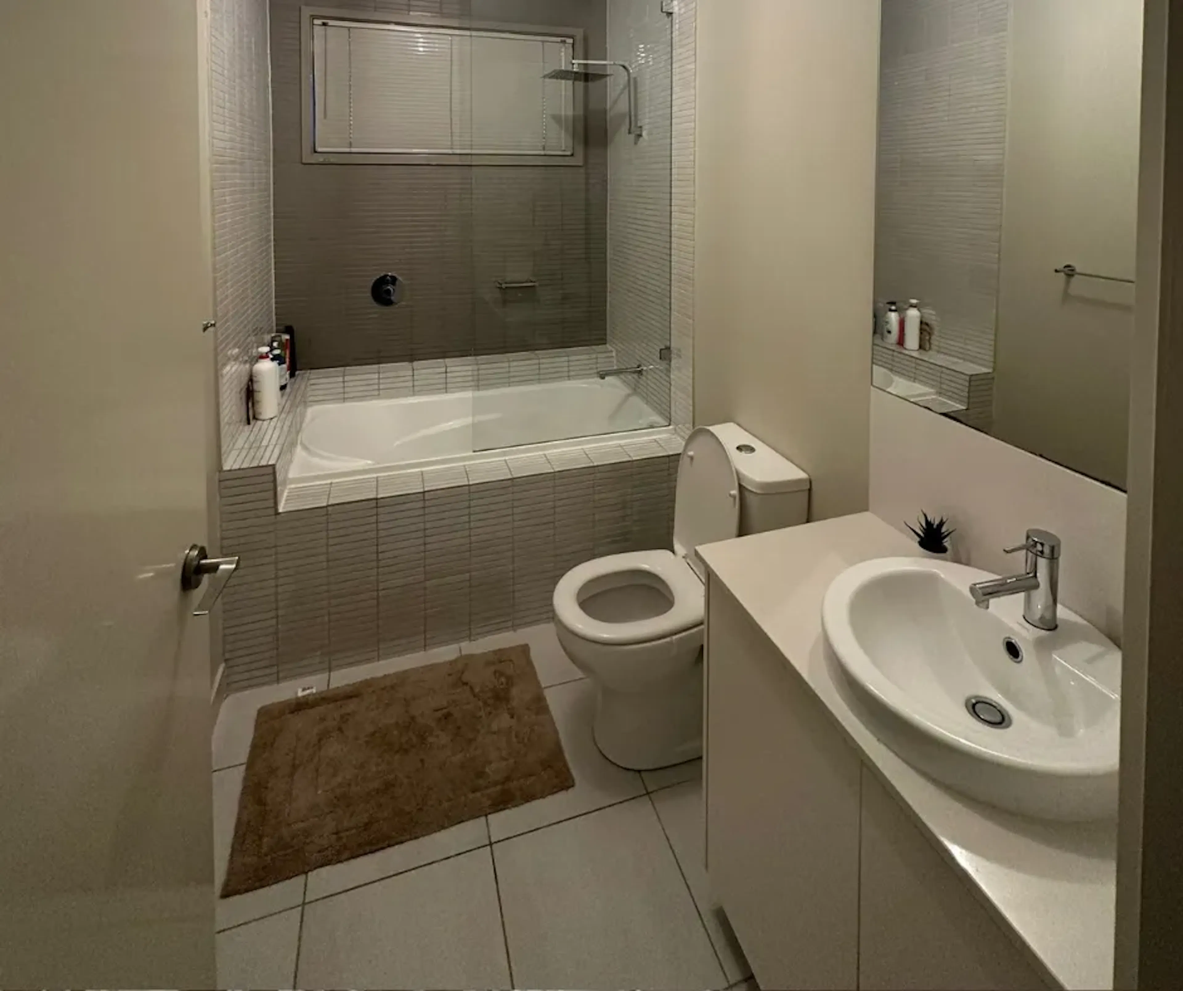 Room 2 (Non-ensuite) BATHROOM 4