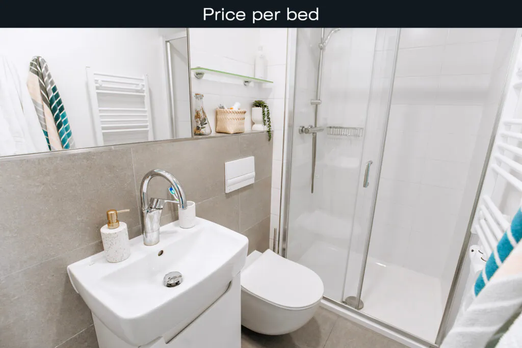 Shared Room BATHROOM 4
