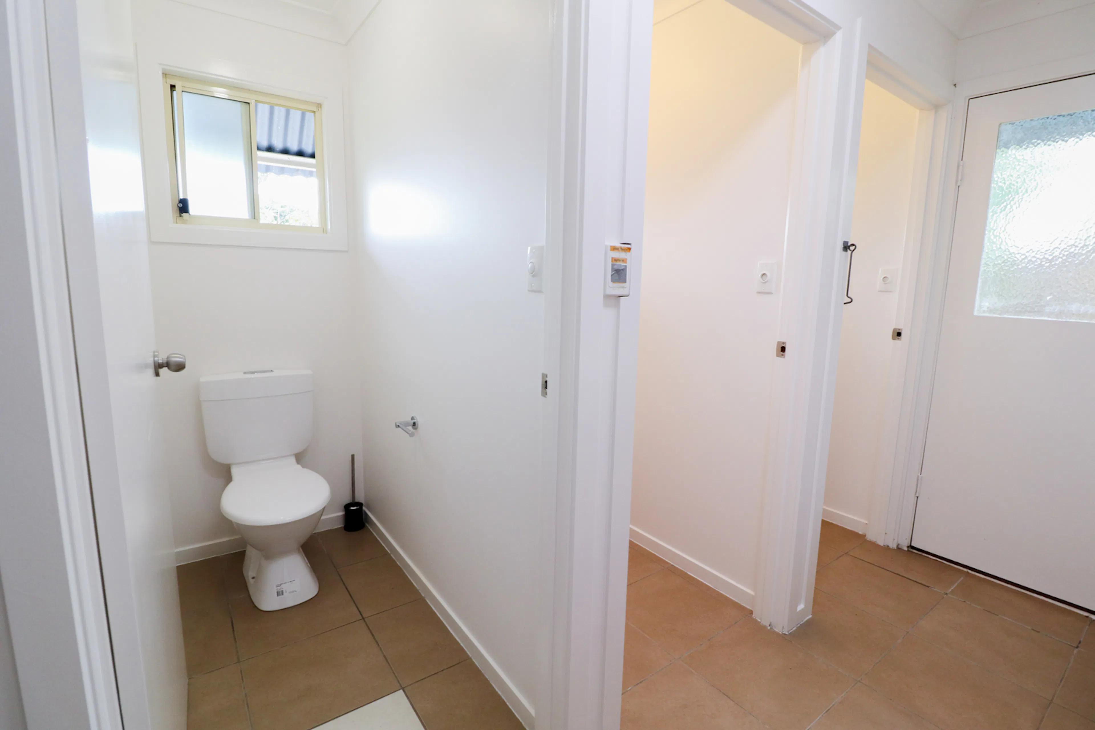 Standard Room + AC BATHROOM 2