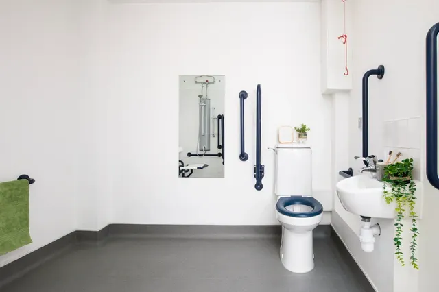 Wheelchair Accessible Ensuite Double