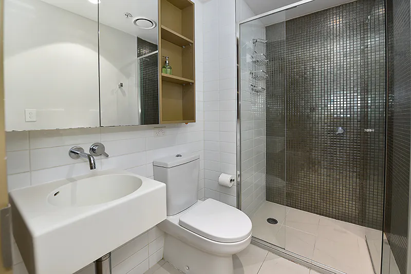 2 Bedroom apartment (2311) BATHROOM