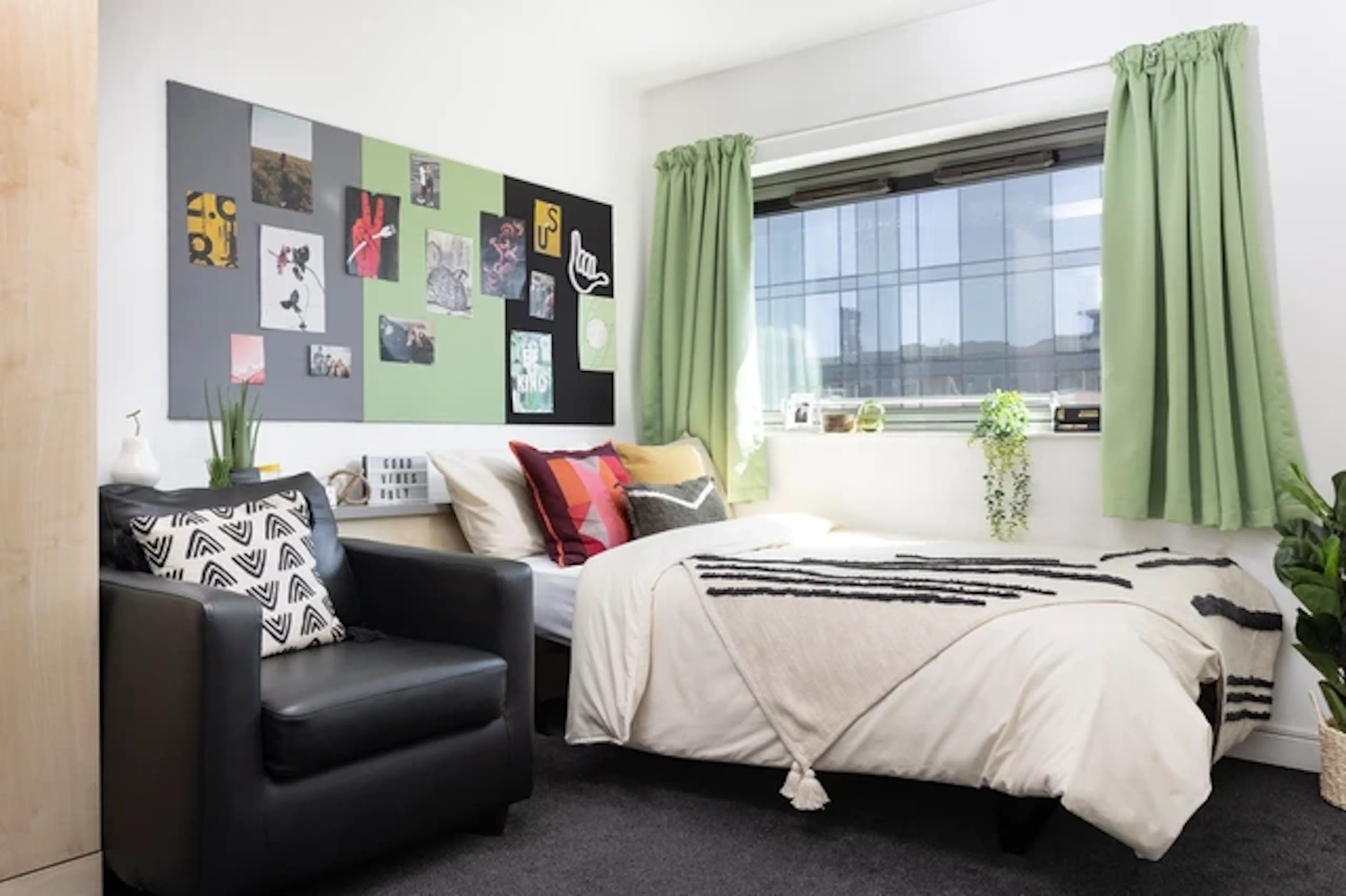 Studio Large High Double ROOM 3