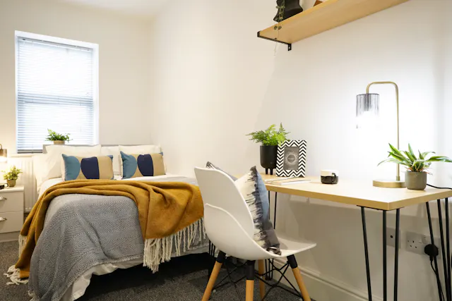 5 Bed Apartment room image 2