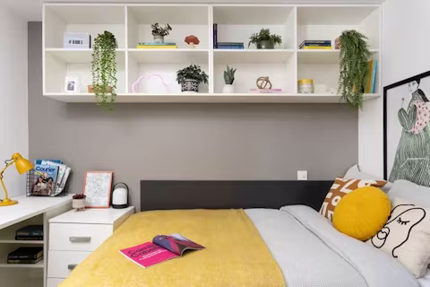 parkway-gate-manchester-ROOM