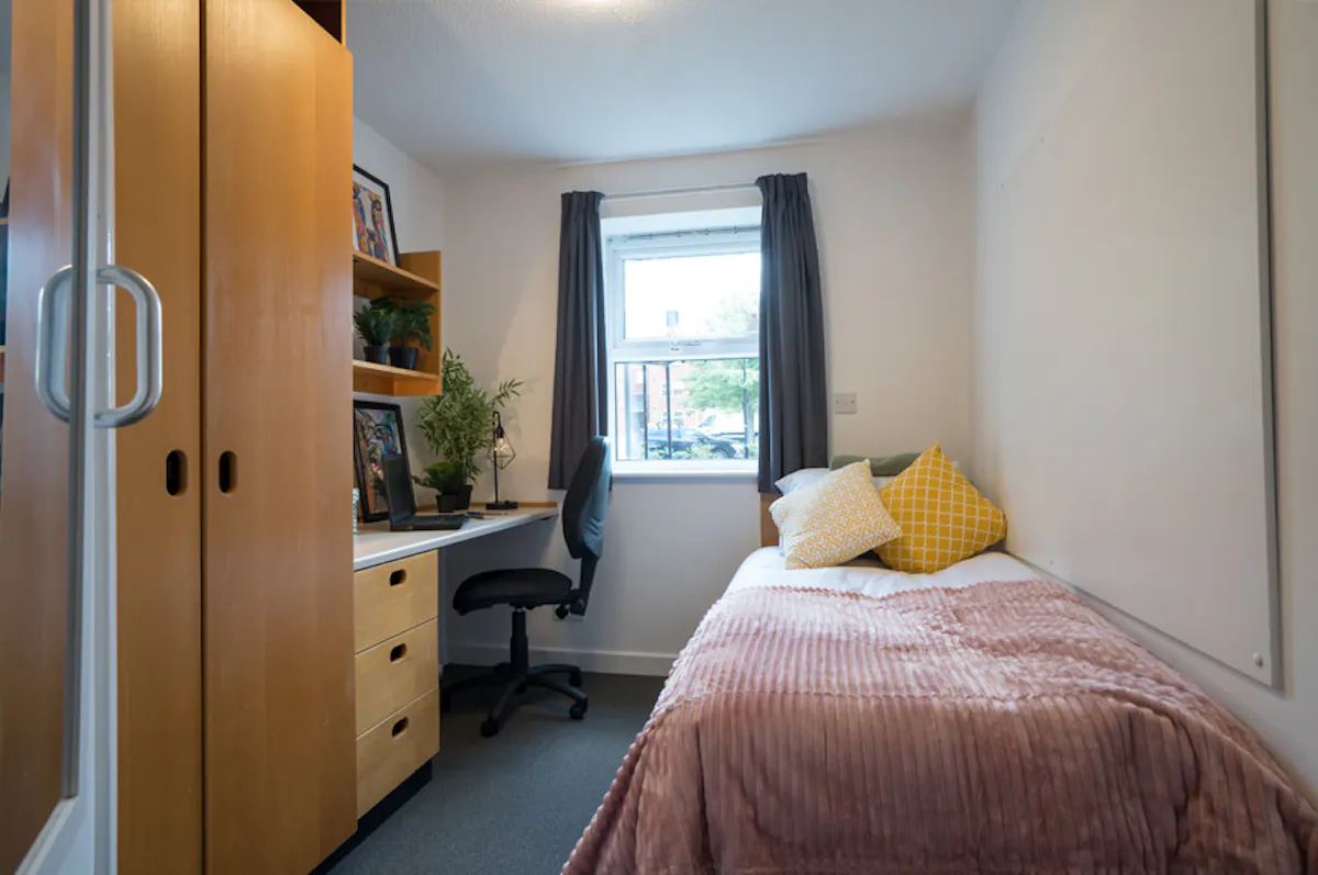 Standard Ensuite ROOM