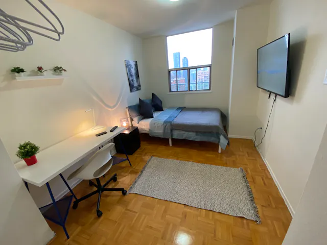 Silver Room room image 1