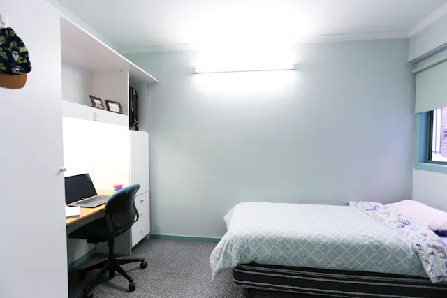 3 Bedroom Apartment room image 1