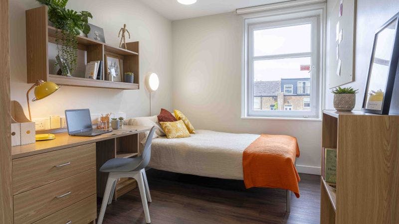 iq-tufnell-house-london-Bronze En Suite