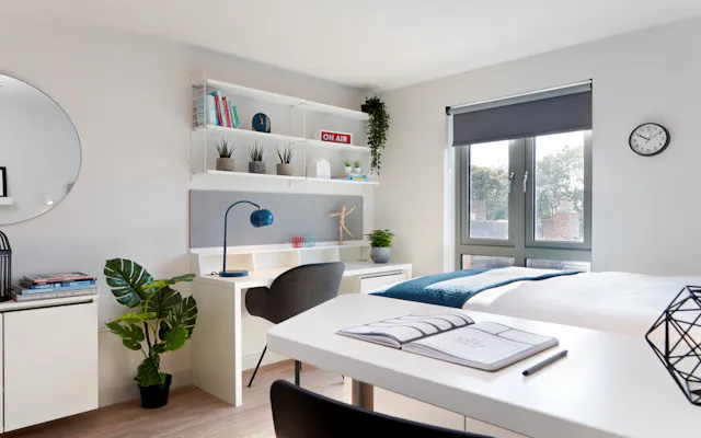 Bellamy Studio room image 2