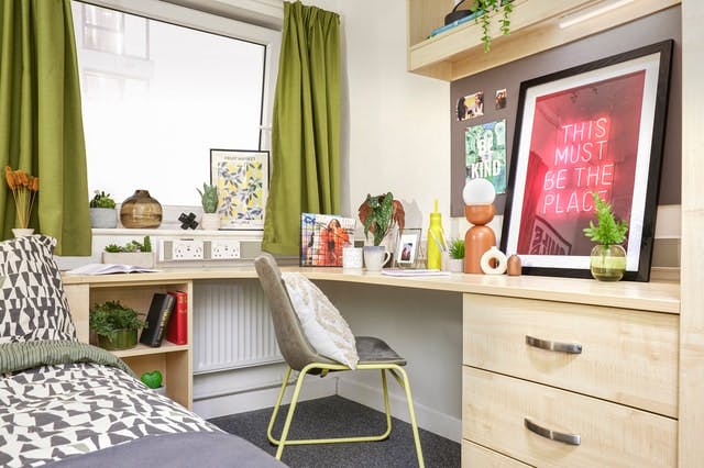 harriet-martineau-birmingham-Ensuite Large Standard Single