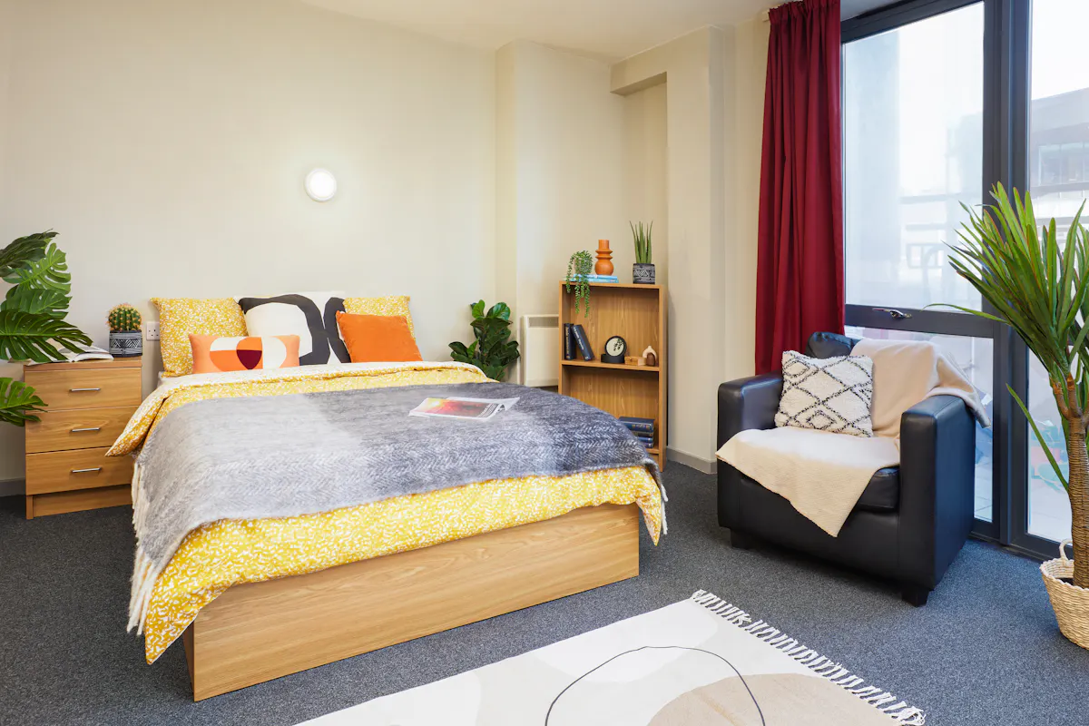 Platinum Studio ROOM