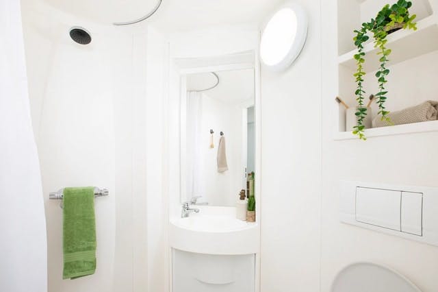 Ensuite Large Standard Single