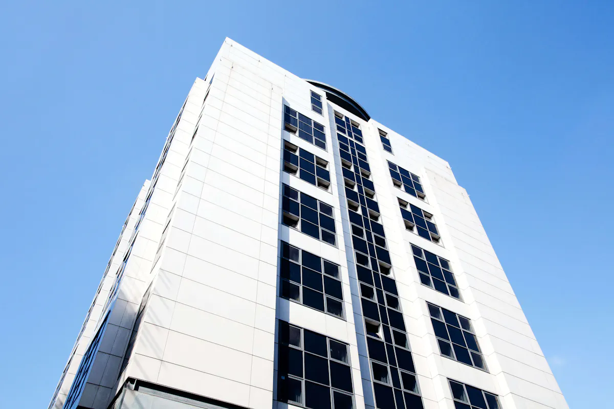 BUILDING BUILDING