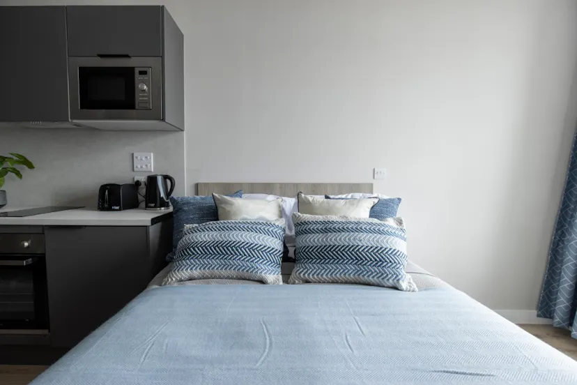 Property video thumbnail 1