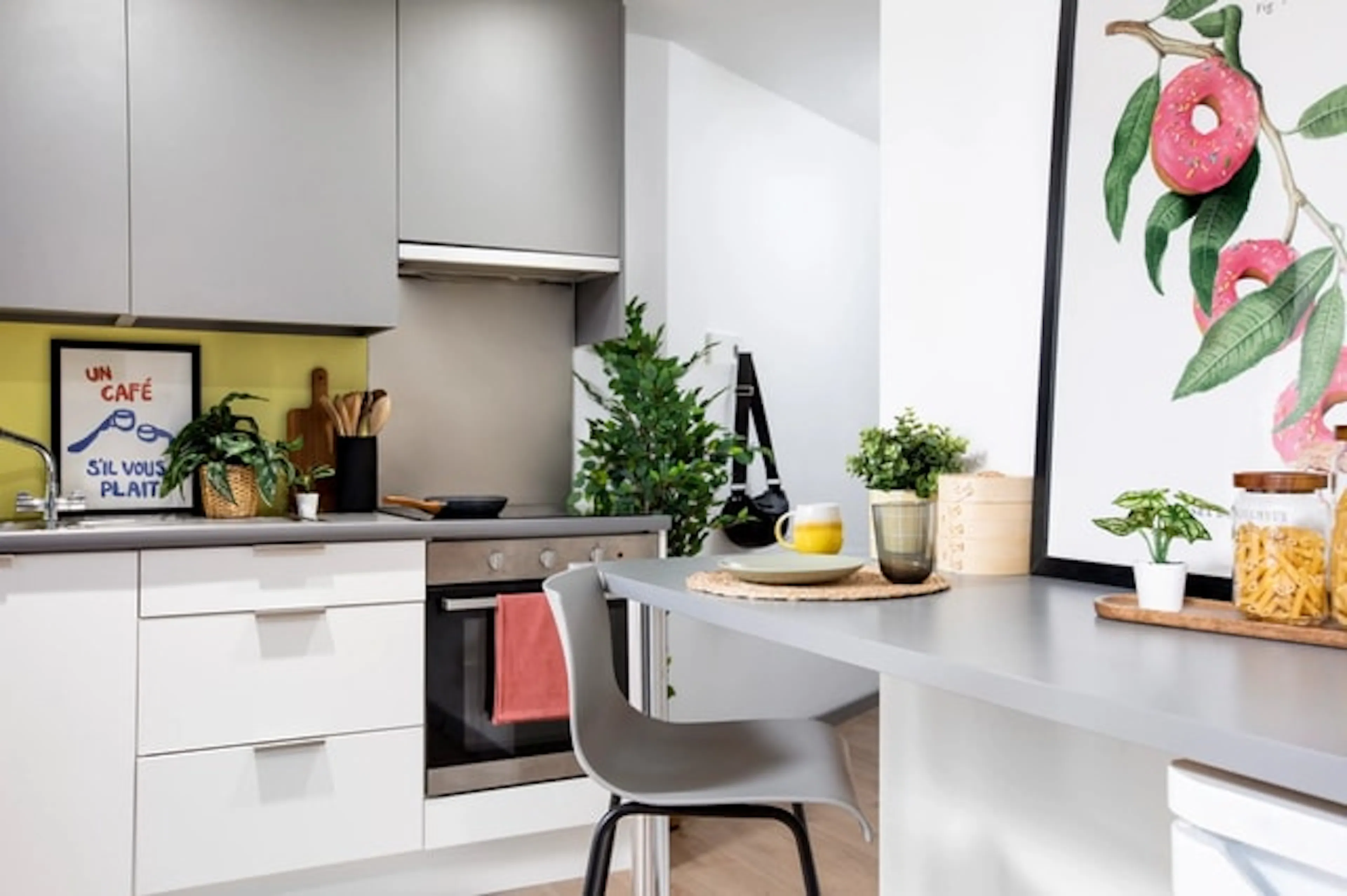 Wheelchair Accessible Studio Double KITCHEN 2