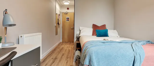 Bronze En-Suite room image 1