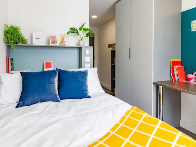 Bronze En Suite room image 1
