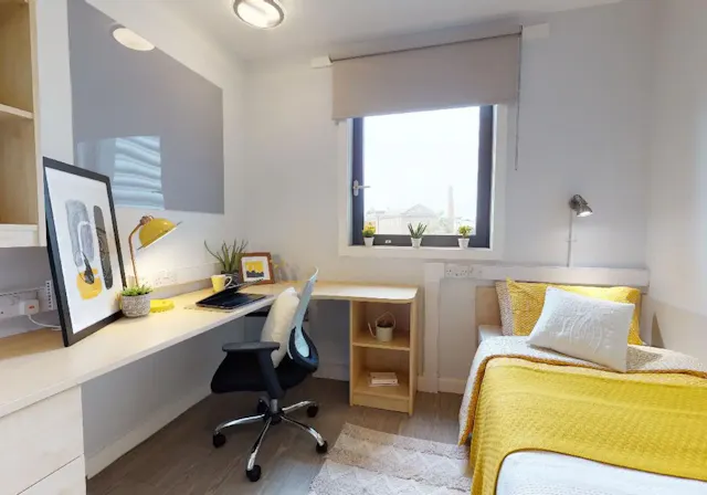 Bronze En Suite Plus room image 1