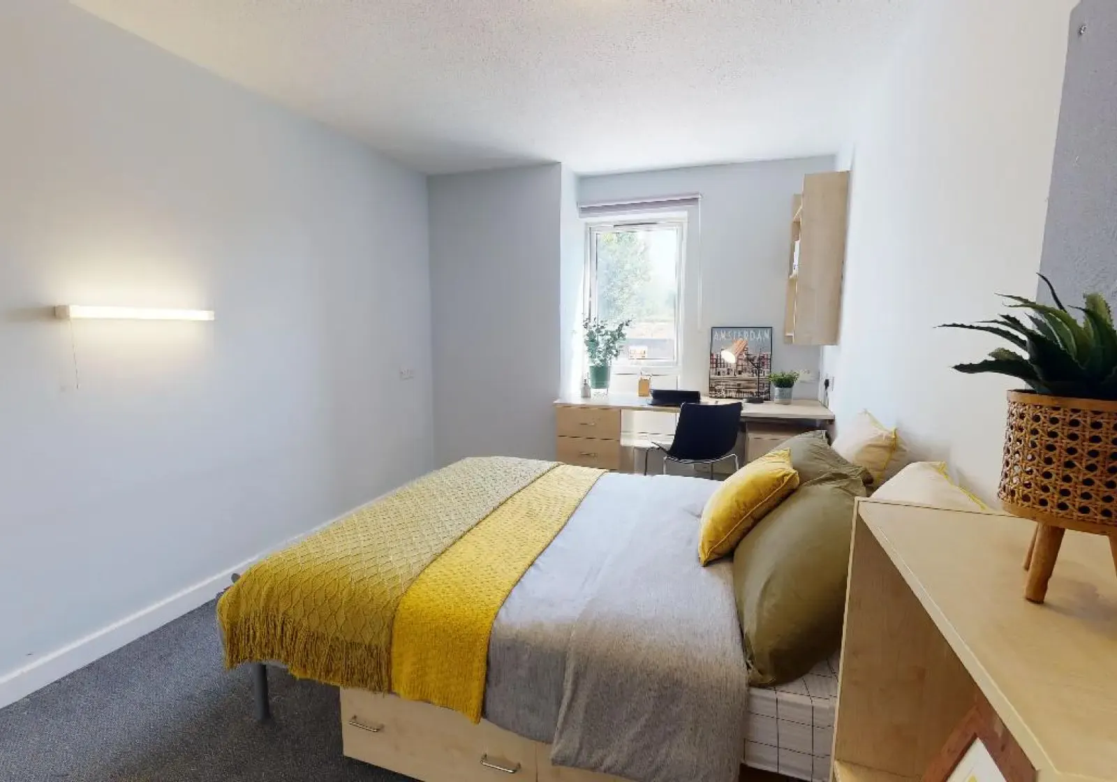 fiveways-house-wolverhampton-Bronze En-Suite Plus